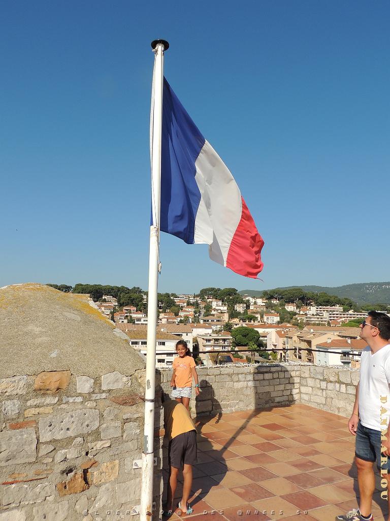 2024 11 02 EN FLANANT SUR SANARY (64).jpg